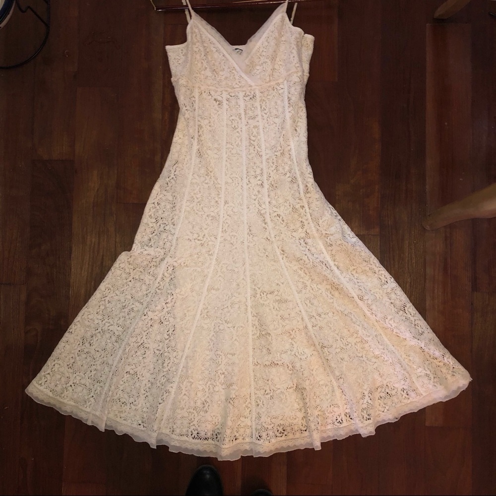 Elie Tahari Lace Dress - Picture 7 of 8